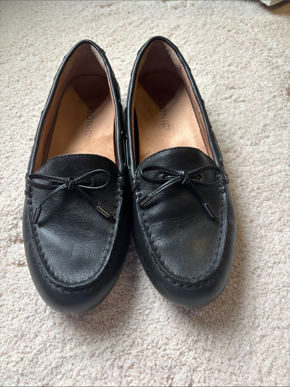 Vionic Black Leather Slip-On Moccasin Loafers